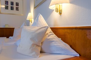 Double Room | Minibar, in-room safe, desk, blackout drapes