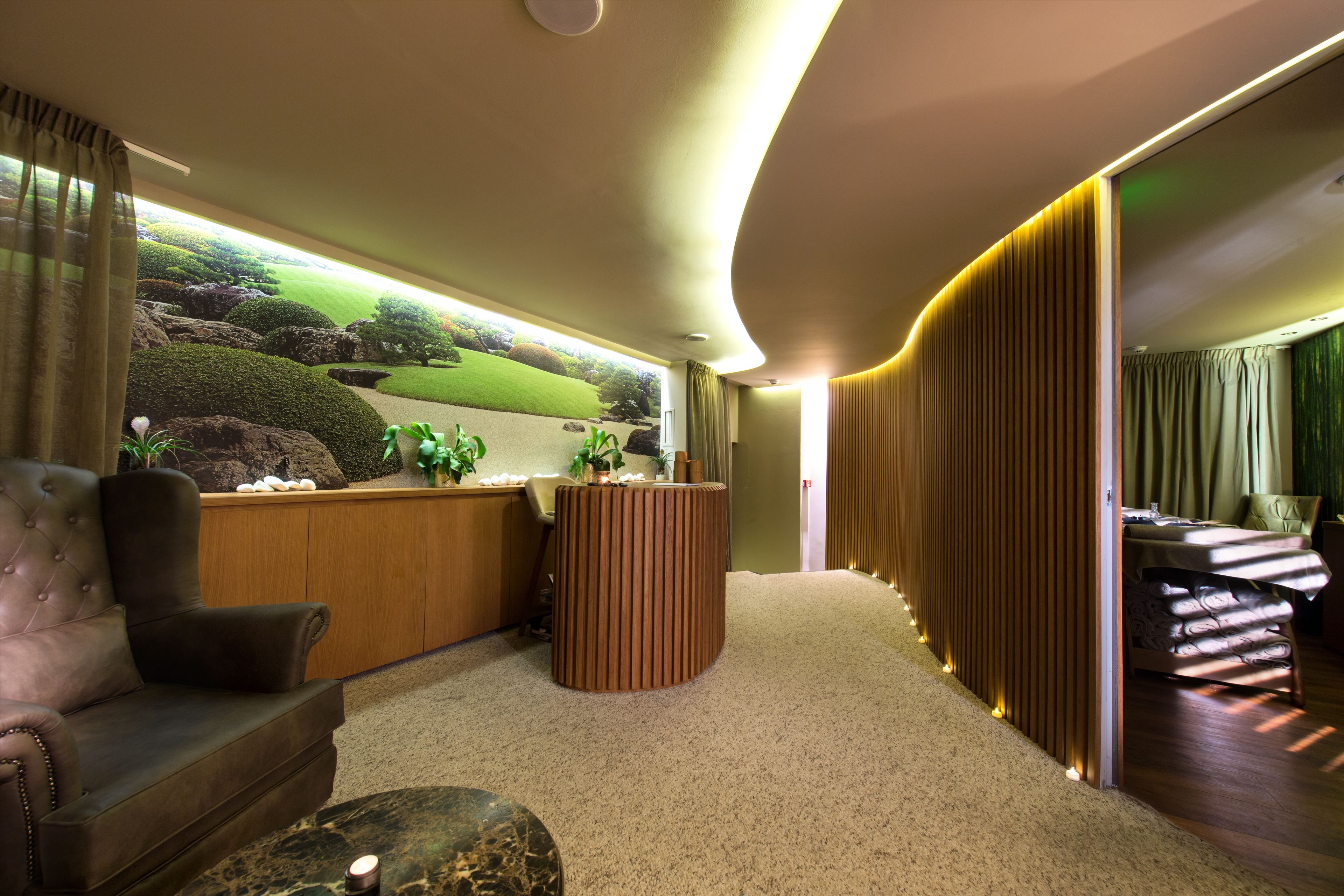 couples treatment room(s), sauna, body treatments, aromatherapy