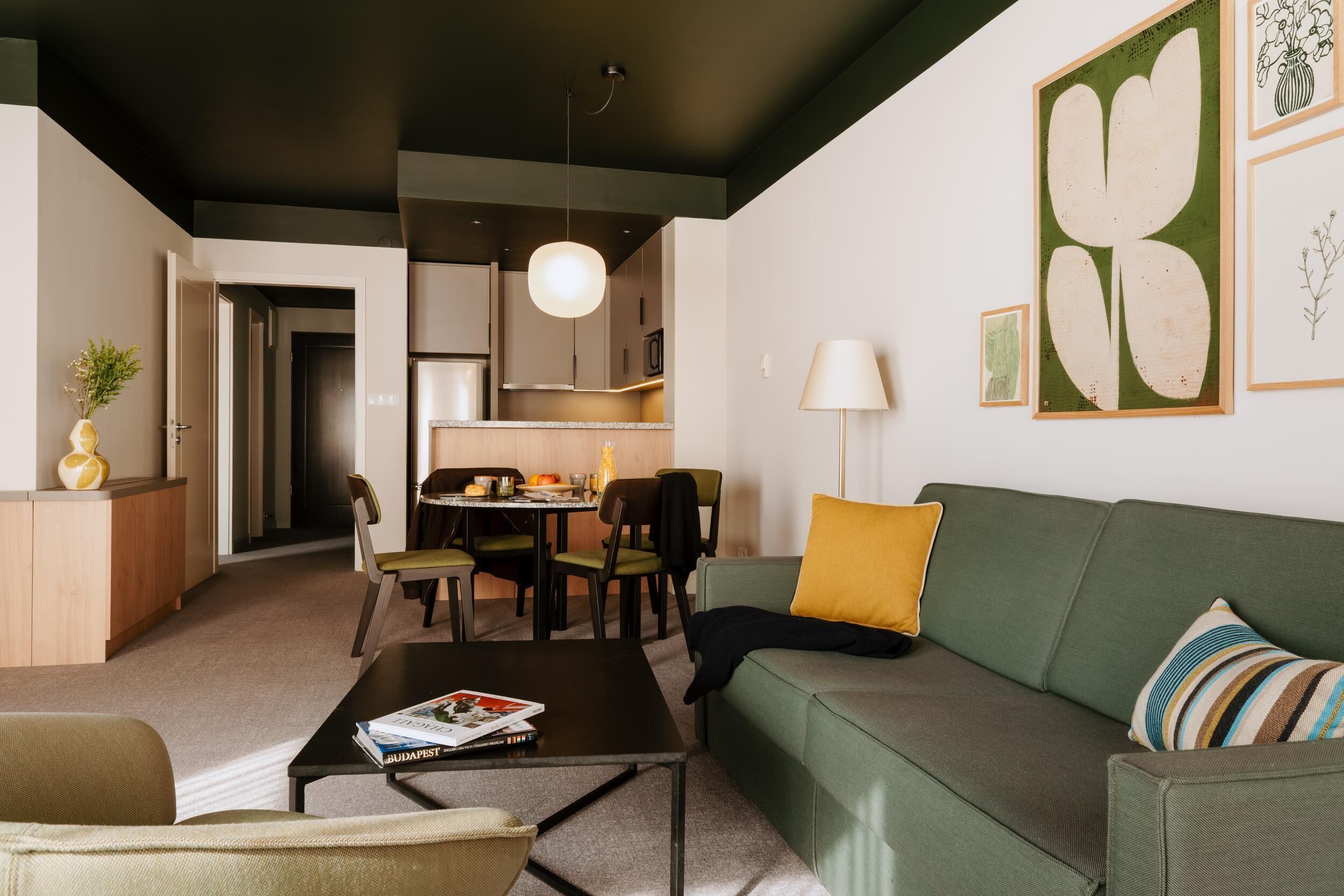 Hypo-allergenic bedding, minibar, in-room safe, desk