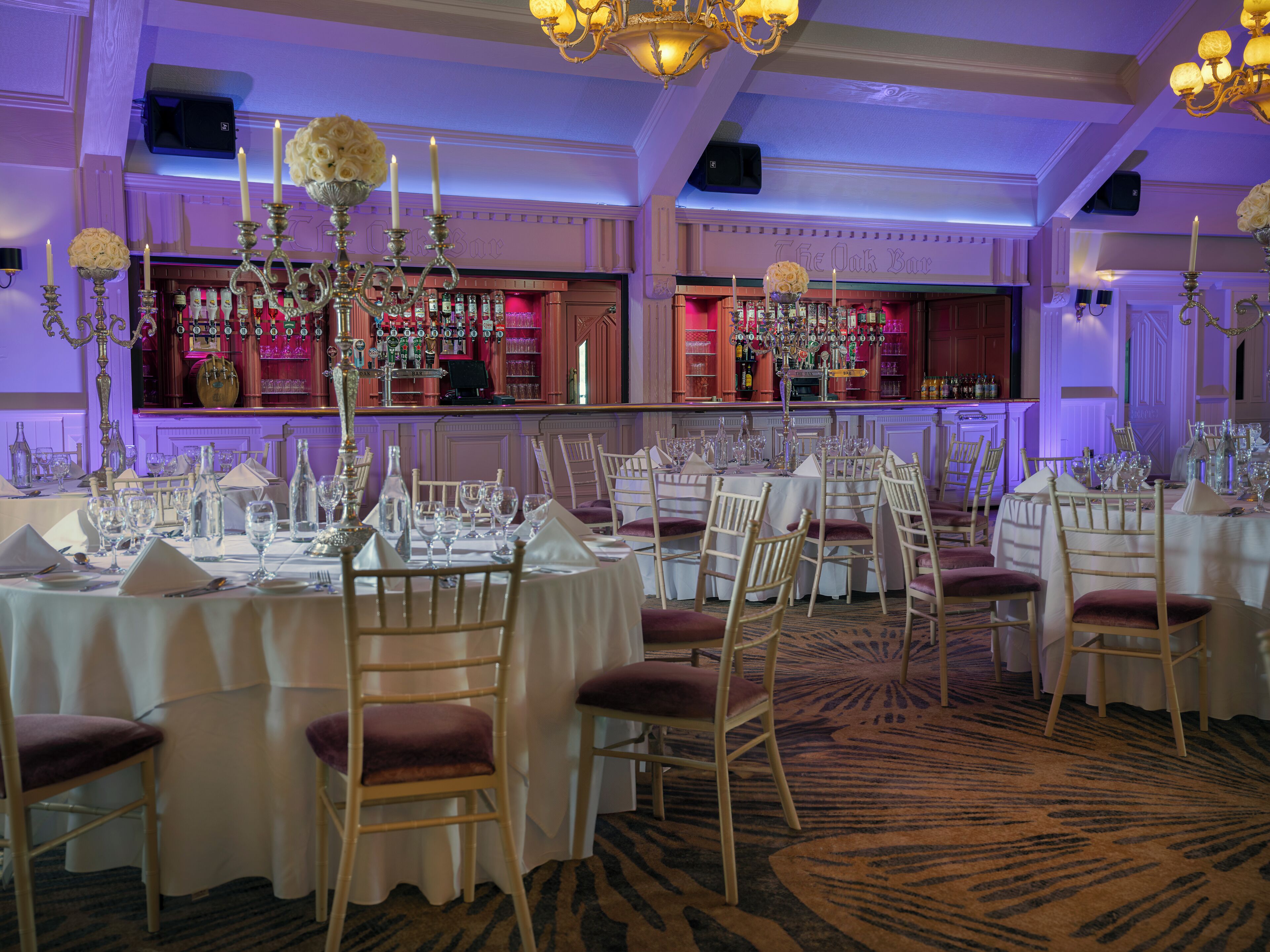 Foto - Treacys Oakwood Hotel