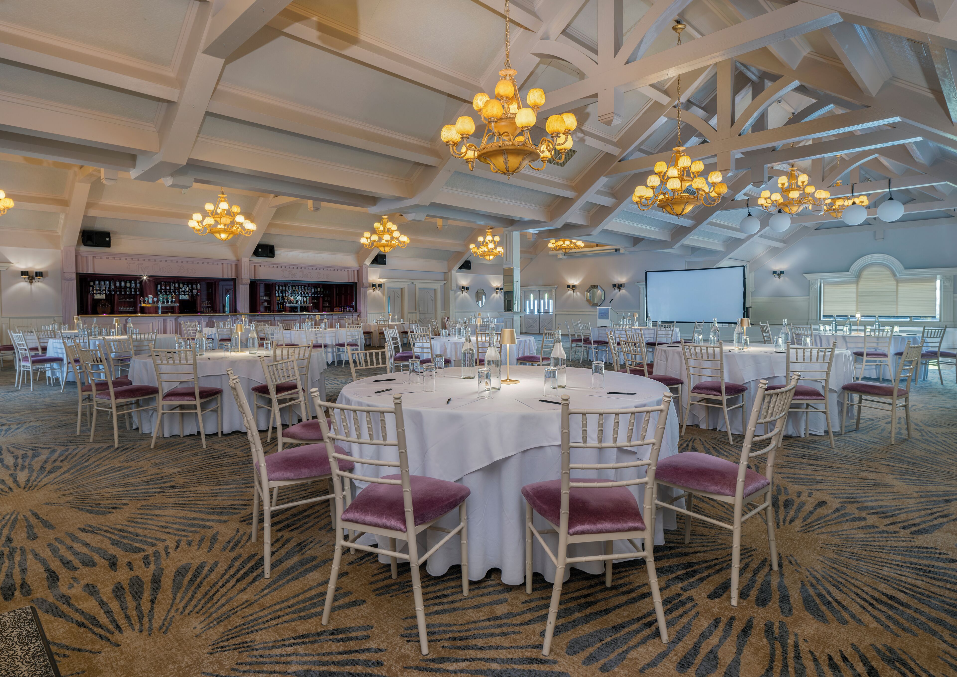 Foto - Treacys Oakwood Hotel, Shannon