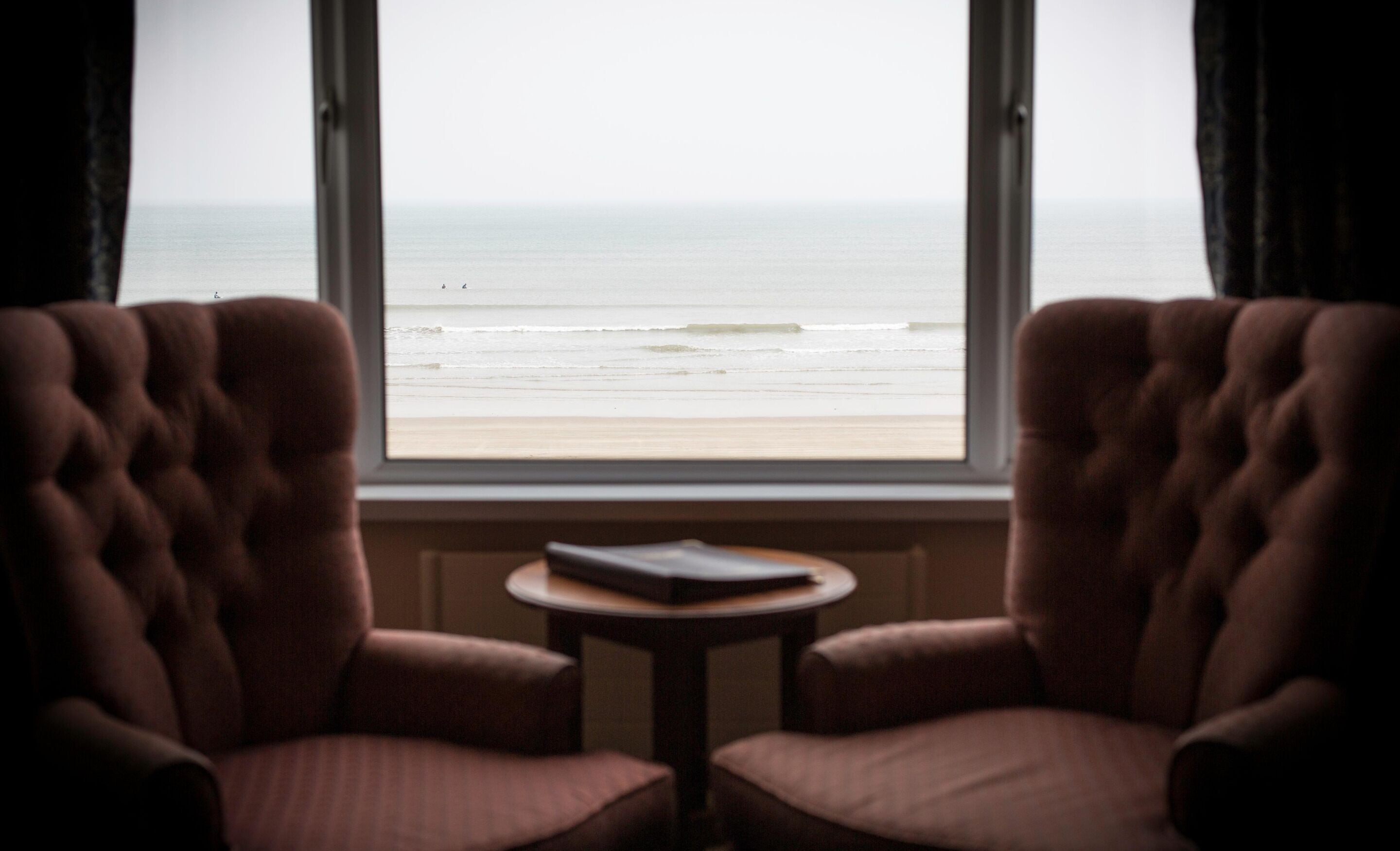 Individually decorated, desk, free WiFi