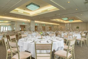 Indoor wedding - Connemara Coast Hotel (Galway)