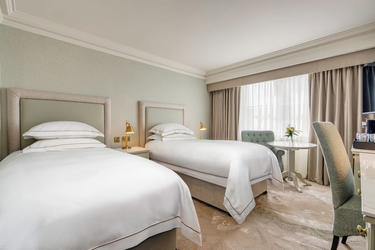 Signature Twin Room | 1 bilik tidur, peralatan tempat tidur premium, bar mini