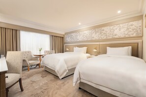 Executive Twin Room | 1 bedroom, premium bedding, minibar, in-room safe
