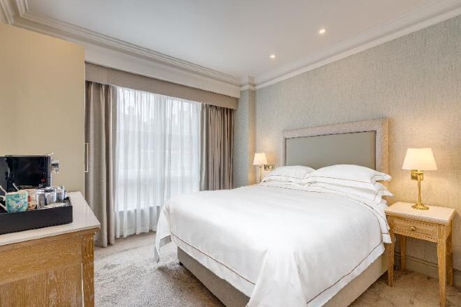 1 chambre, literie de qualité, minibar, coffre-fort