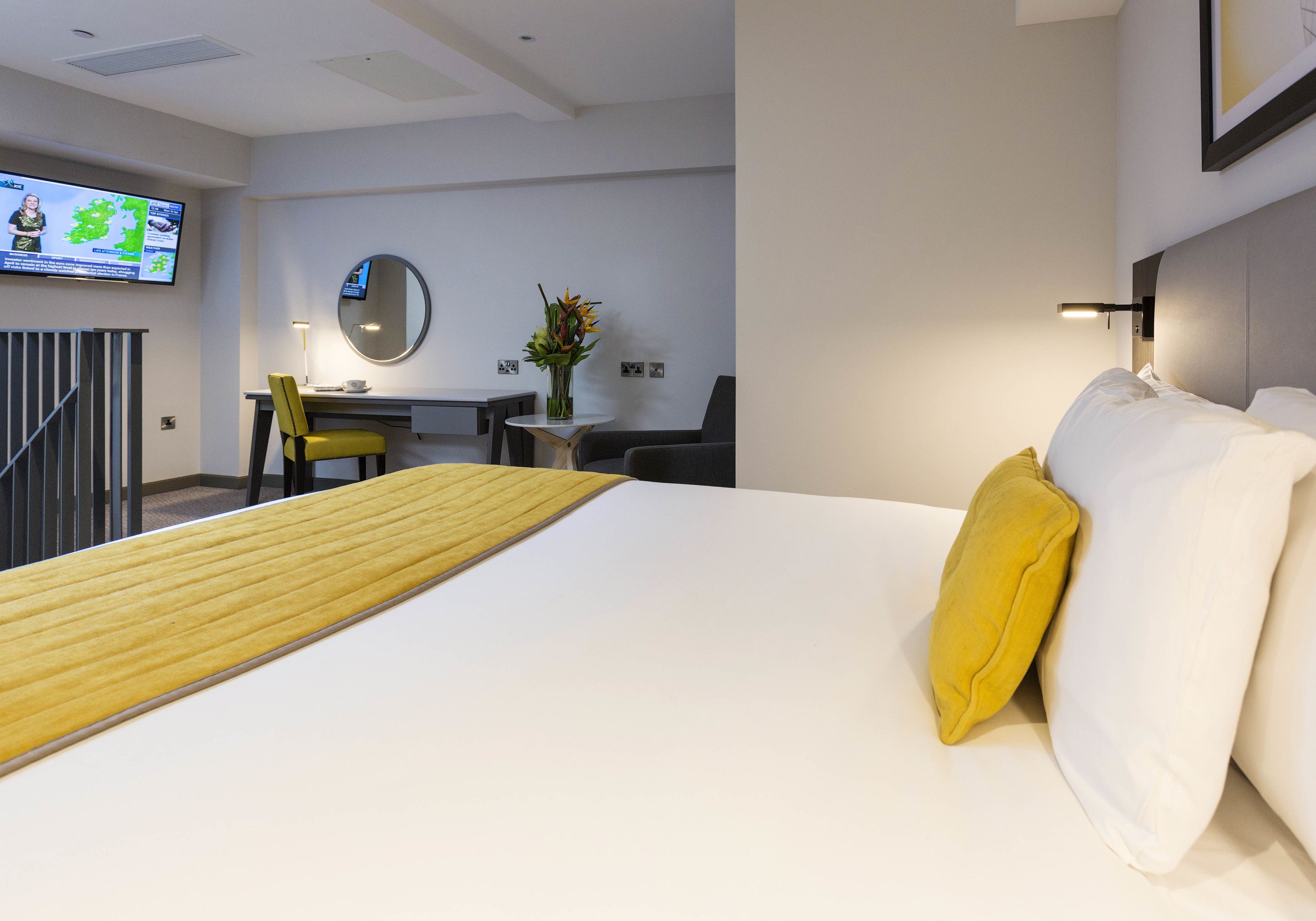 1 bedroom, in-room safe, desk, laptop workspace