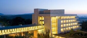 キブツ ラヴィ ホテル