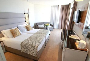 Hod Room with Balcony | In-room safe, desk, laptop workspace, iron/ironing board - Kibbutz Lavi Hotel (Galil Tachton)