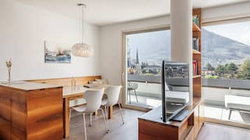 Exclusive Suite | In-room dining