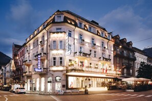 Front of property – evening/night