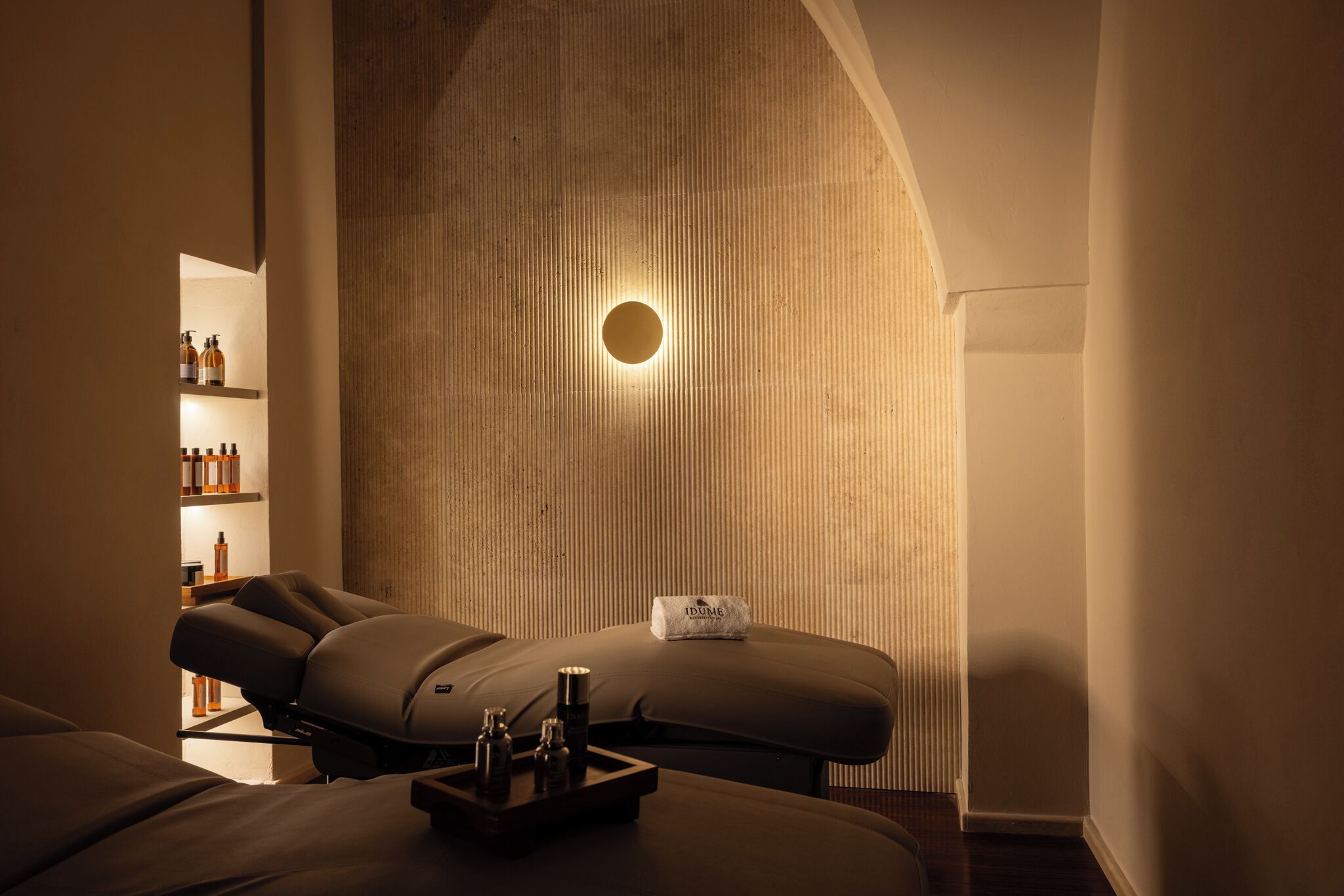 Sauna, Whirlpool, Dampfbad, Massageanwendungen
