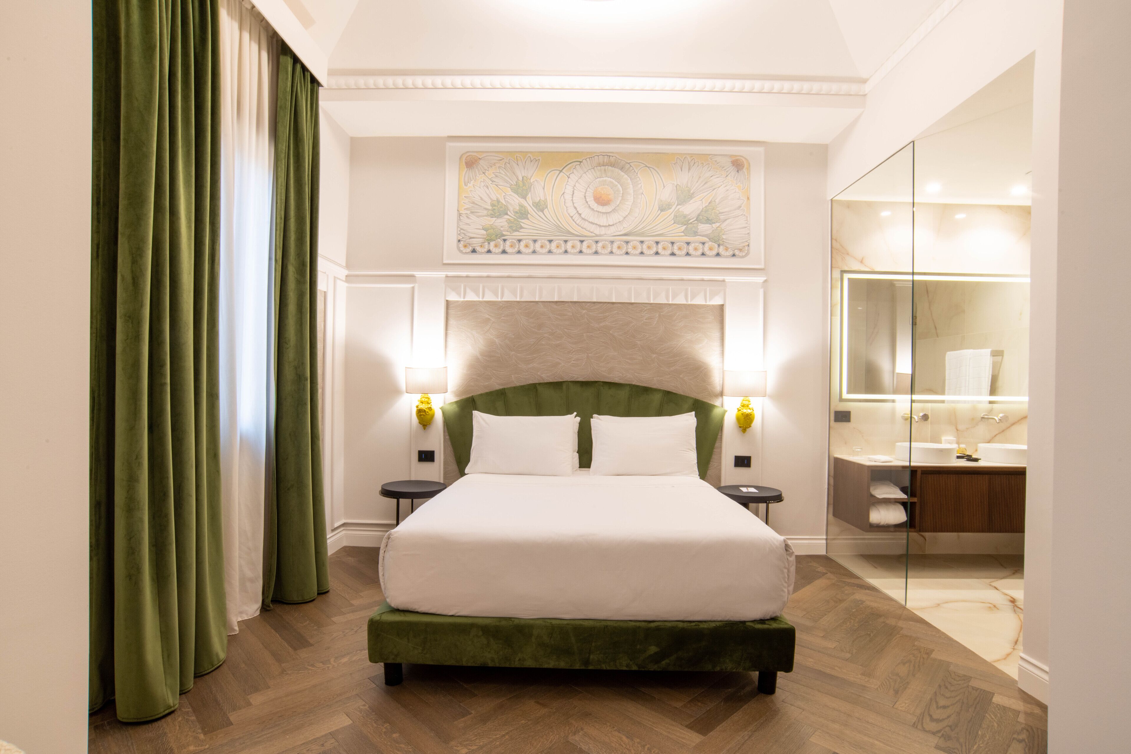 Premium bedding, down comforters, pillowtop beds, minibar