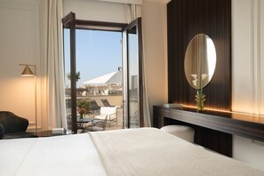 Deluxe Room, Terrace, City View | Premium bedding, down duvets, pillow-top beds, minibar