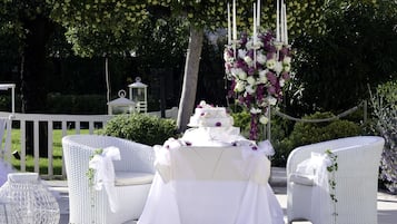 Außenbereich für Hochzeiten