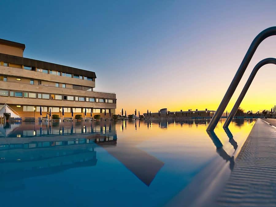 Außenpool (je nach Saison geöffnet)