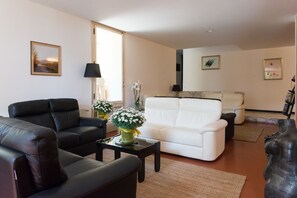 Sala de estar en el lobby