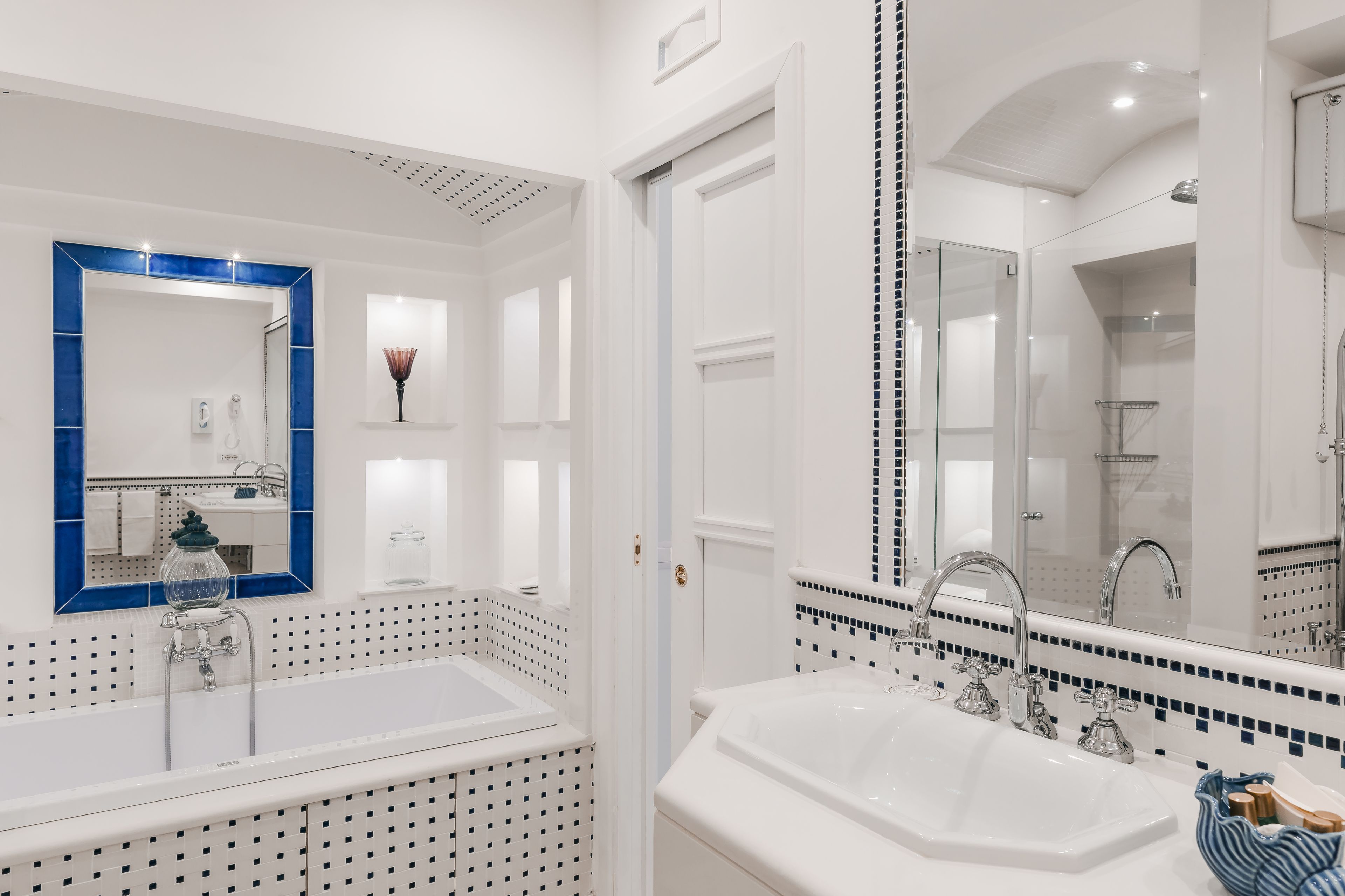 junior suite, 1 queen bed, garden view | bathroom | eco-friendly toiletries, hair dryer, slippers, bidet