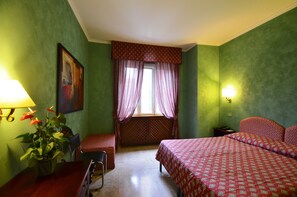 Single Room | Minibar, desk, free cots/infant beds, free WiFi