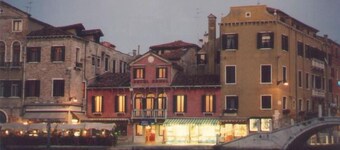 Hotel Canal