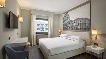 Superior Room | Minibar, in-room safe, desk, free WiFi