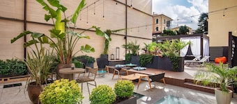 The Spring House Hotel Rome Vatican, Tapestry Collection Hilton