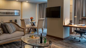 Presidential Suite, 1 King Bed, Non Smoking, City View