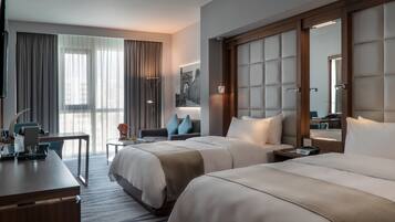 1 bedroom, premium bedding, Tempur-Pedic beds, minibar