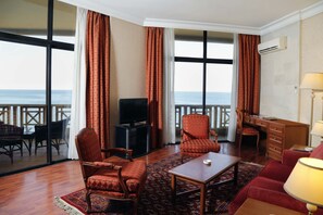 60–senttinen LED-televisio, jossa kaapelikanavat