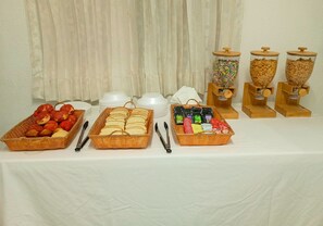 Desayuno continental incluido todos los días