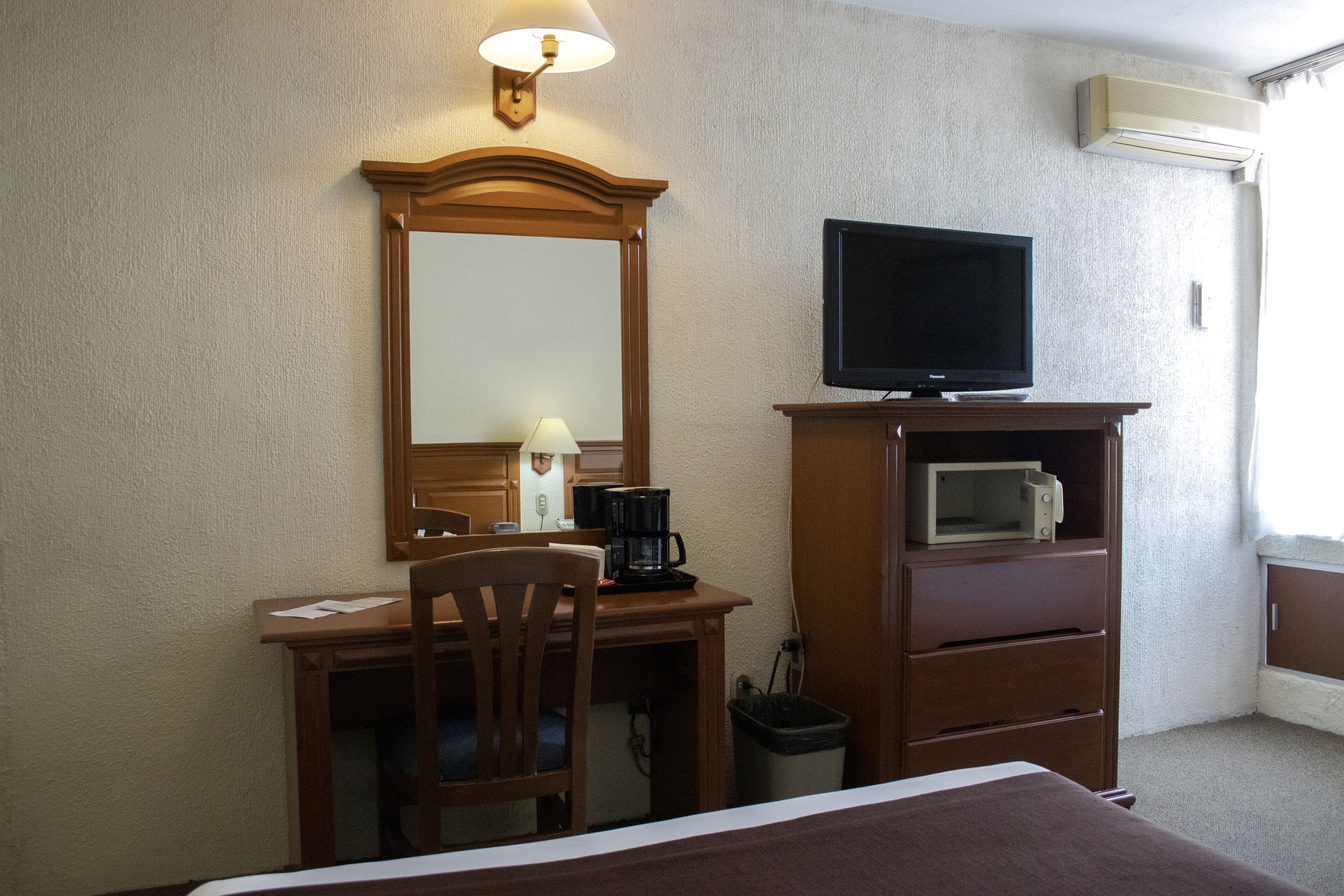 premium bedding, in-room safe, blackout curtains, soundproofing