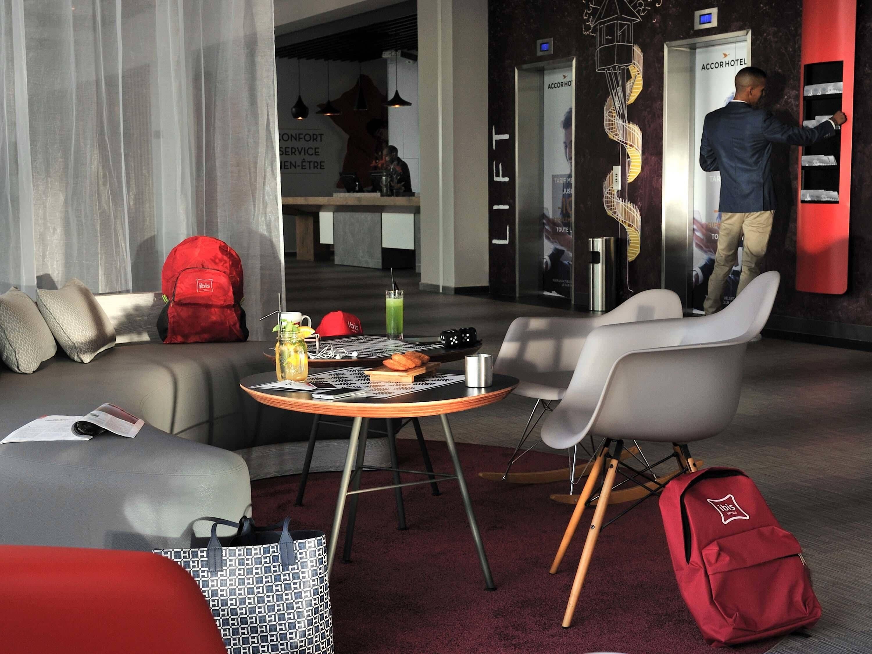 Photo - Ibis Casa Voyageurs