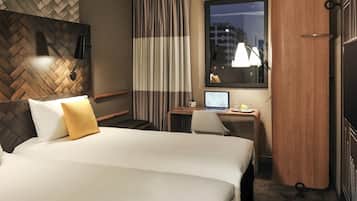 Twin Room, 2 Twin Beds | Premium bedding, individually furnished, desk, laptop workspace