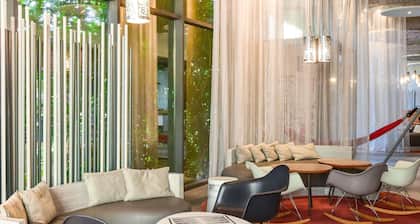 Ibis Casa-voyageurs