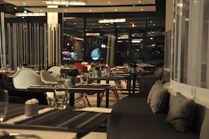 Mittagessen und Abendessen, internationale Küche