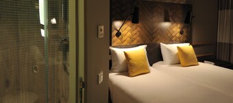 Ibis Casa-voyageurs