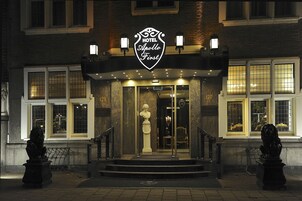 Front of property - evening/night