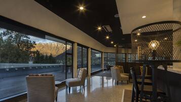 Breakfast, dinner served; British cuisine, al fresco dining