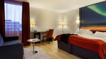 Triple Room | In-room safe, desk, rollaway beds, free WiFi