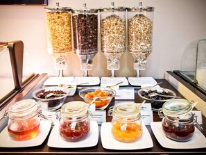 Daily buffet breakfast for a fee