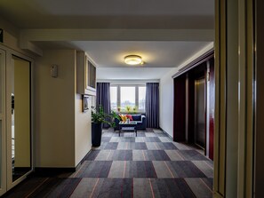 Vestibule