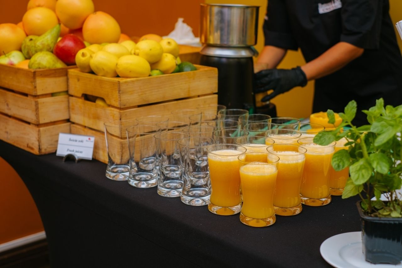 daily buffet breakfast for a fee