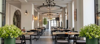 โรงแรม คริสตัล