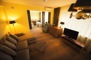 Appartement Deluxe | 1 chambre, literie hypoallergénique, minibar, bureau