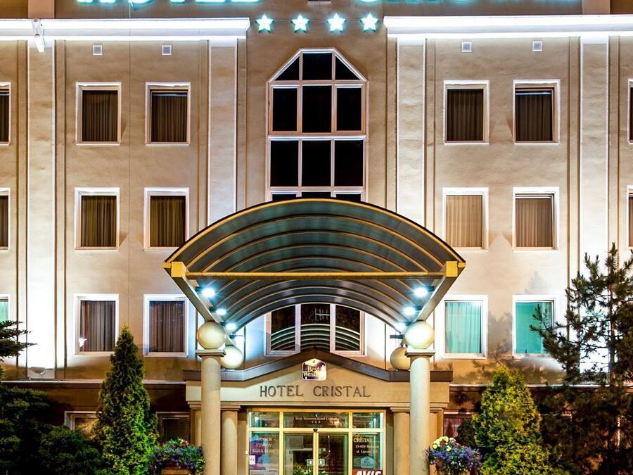 Front of property – evening/night