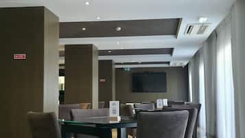 Snack bar