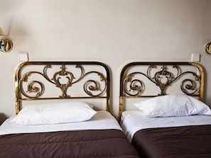 Basic-Zweibettzimmer, 2 Einzelbetten