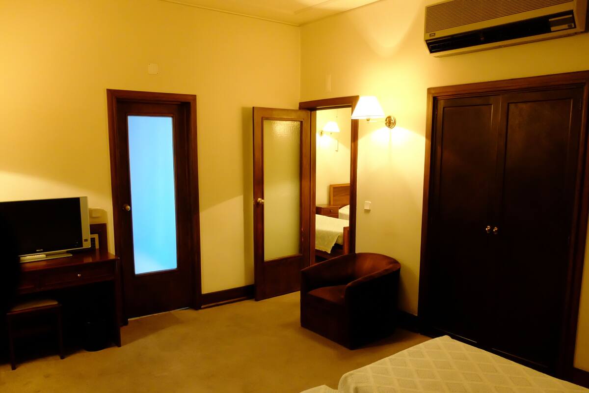 Quadruple Room, 1 Bedroom | WiFi (free), bed sheets