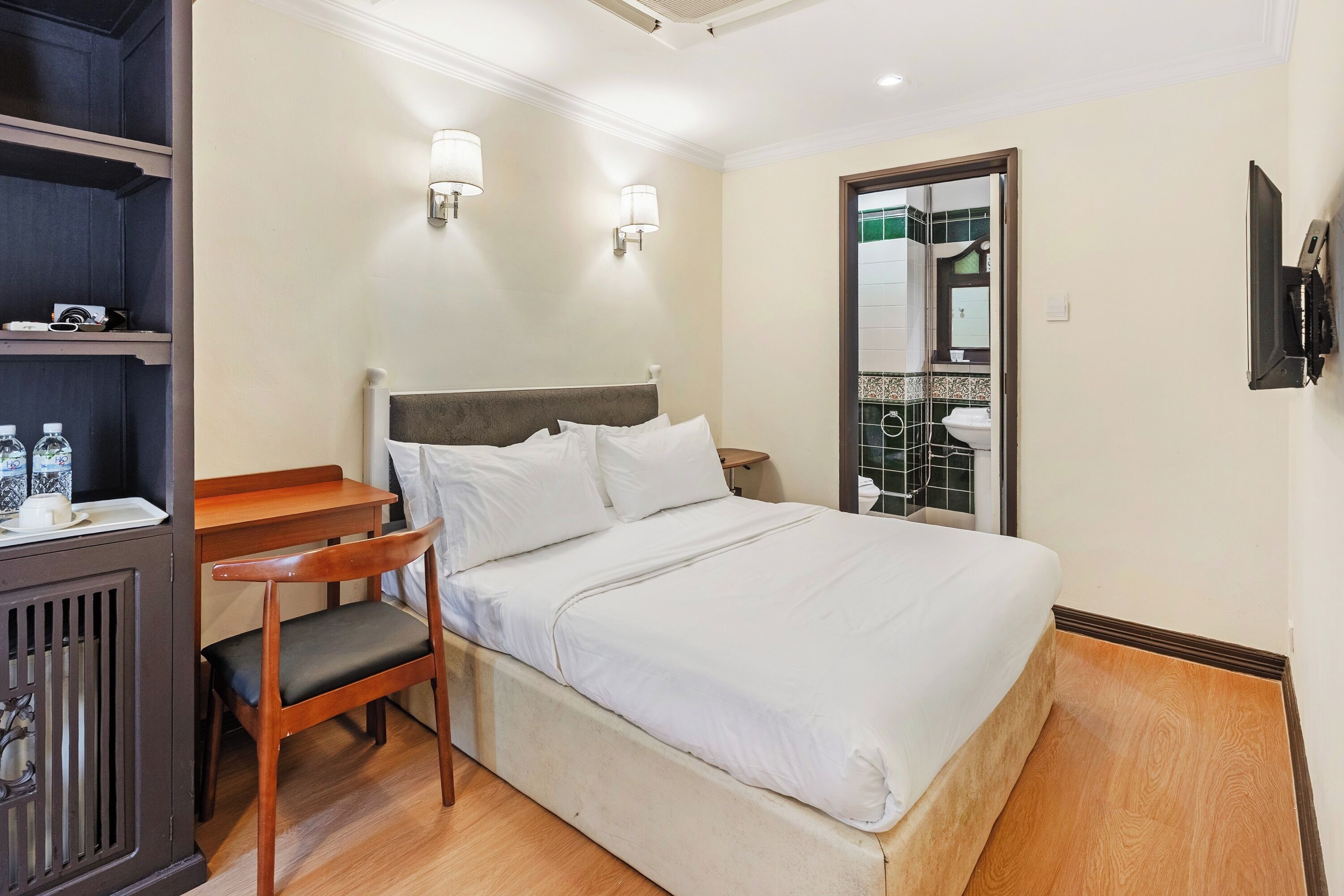 In-room safe, blackout curtains, iron/ironing board (on request)