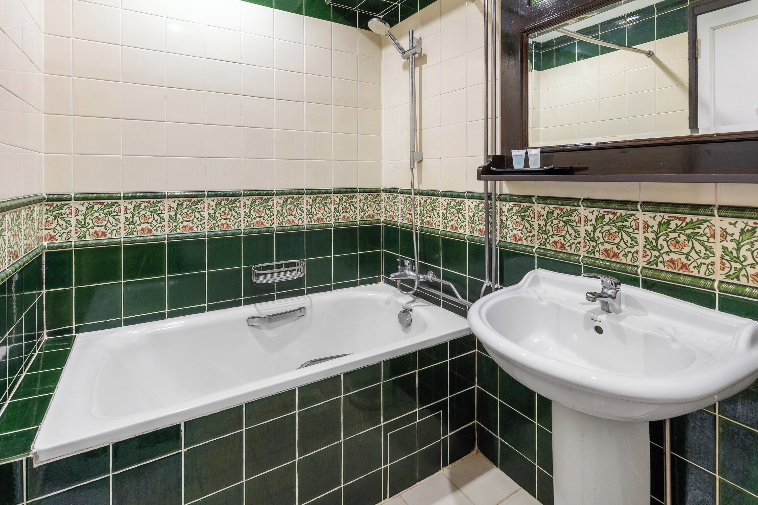 Foto - iNN at Temple St by Q Loft